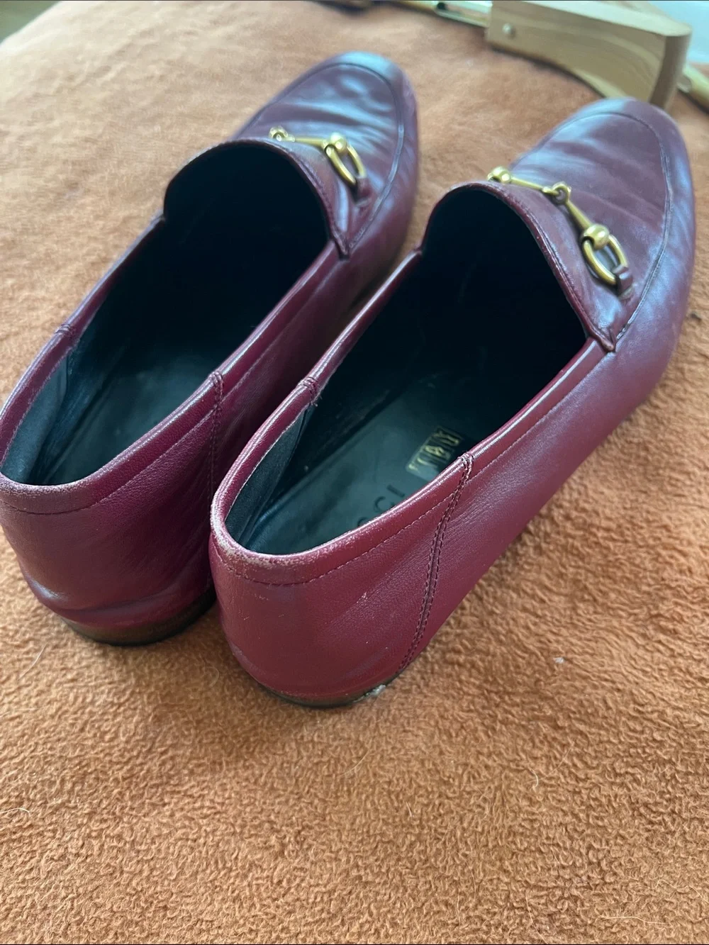 Gucci Burgundy Leather Horsebit Loafers with Gold Hardware size 9
